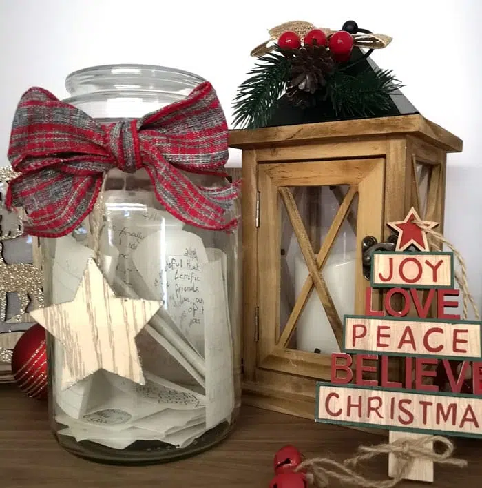 Christmas Kindness Activity - Family Compliment Jar.